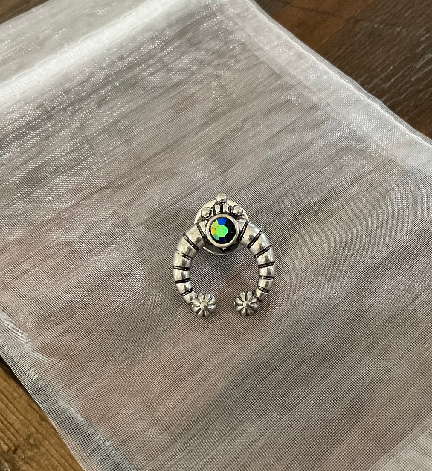 Naja Hat Pin